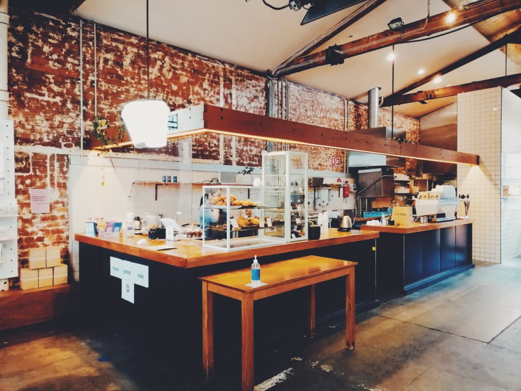 セブンシードカフェ店内